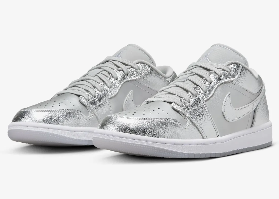 Air Jordan 1 Low SE WMNS Metallic Silver 0