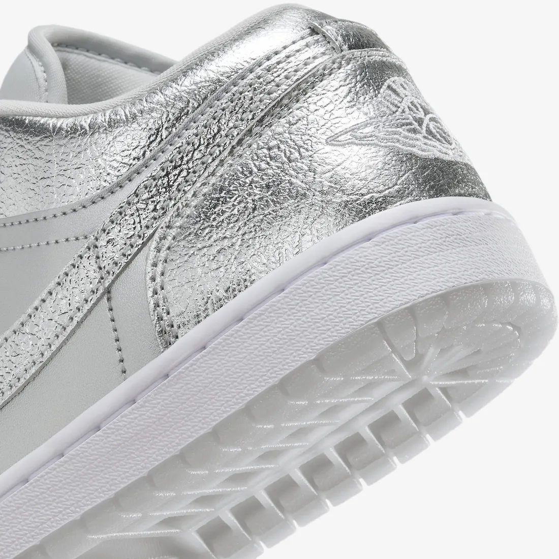 Air Jordan 1 Low SE WMNS Metallic Silver 6