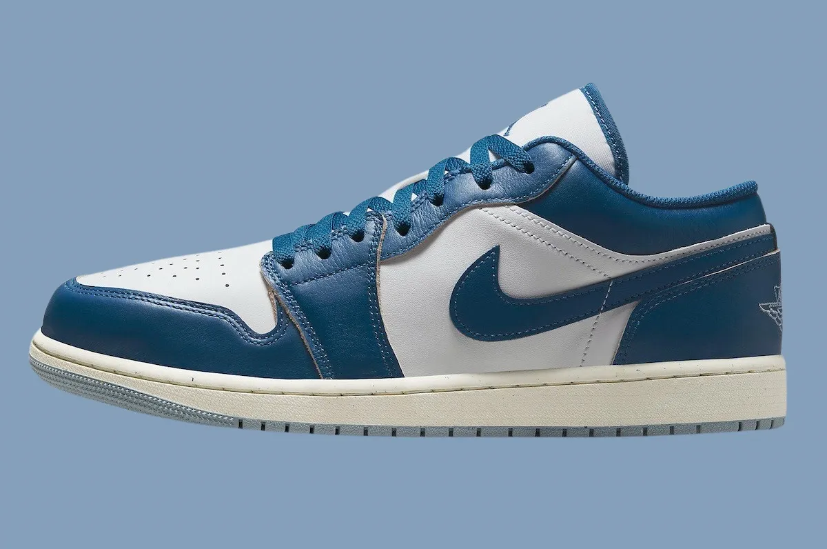 Air Jordan 1 Low SE White Industrial Blue blue