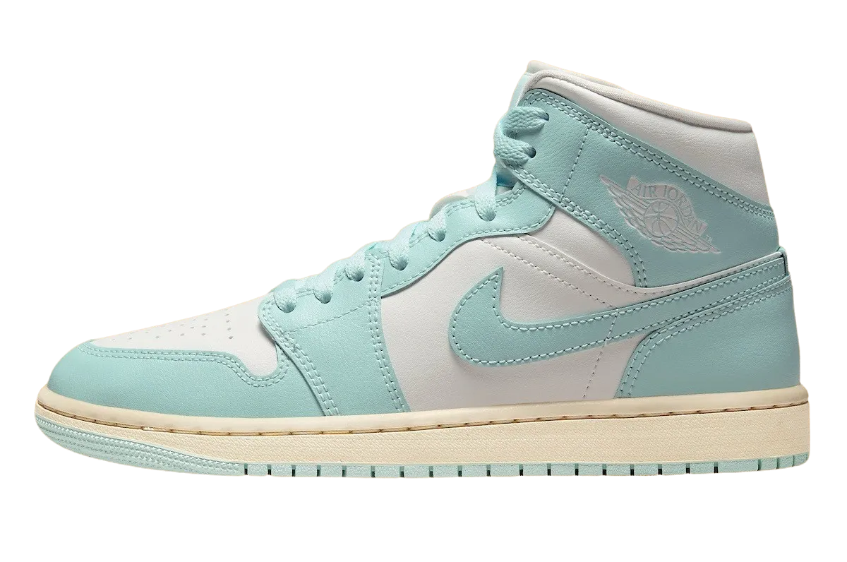 Air Jordan 1 Mid WMNS Light Dew dew