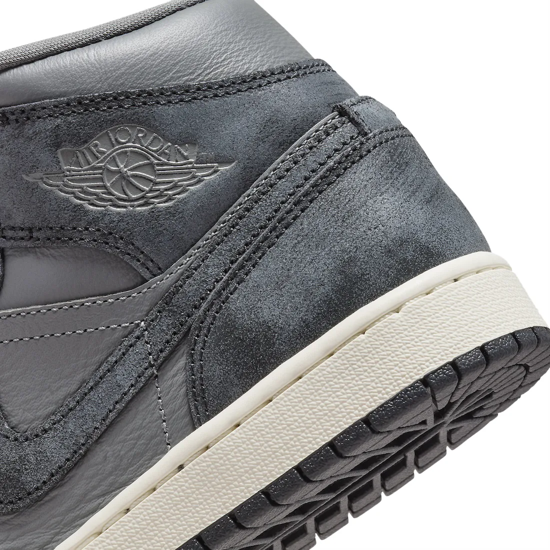 Air Jordan 1 Mid WMNS Smoke Grey 6