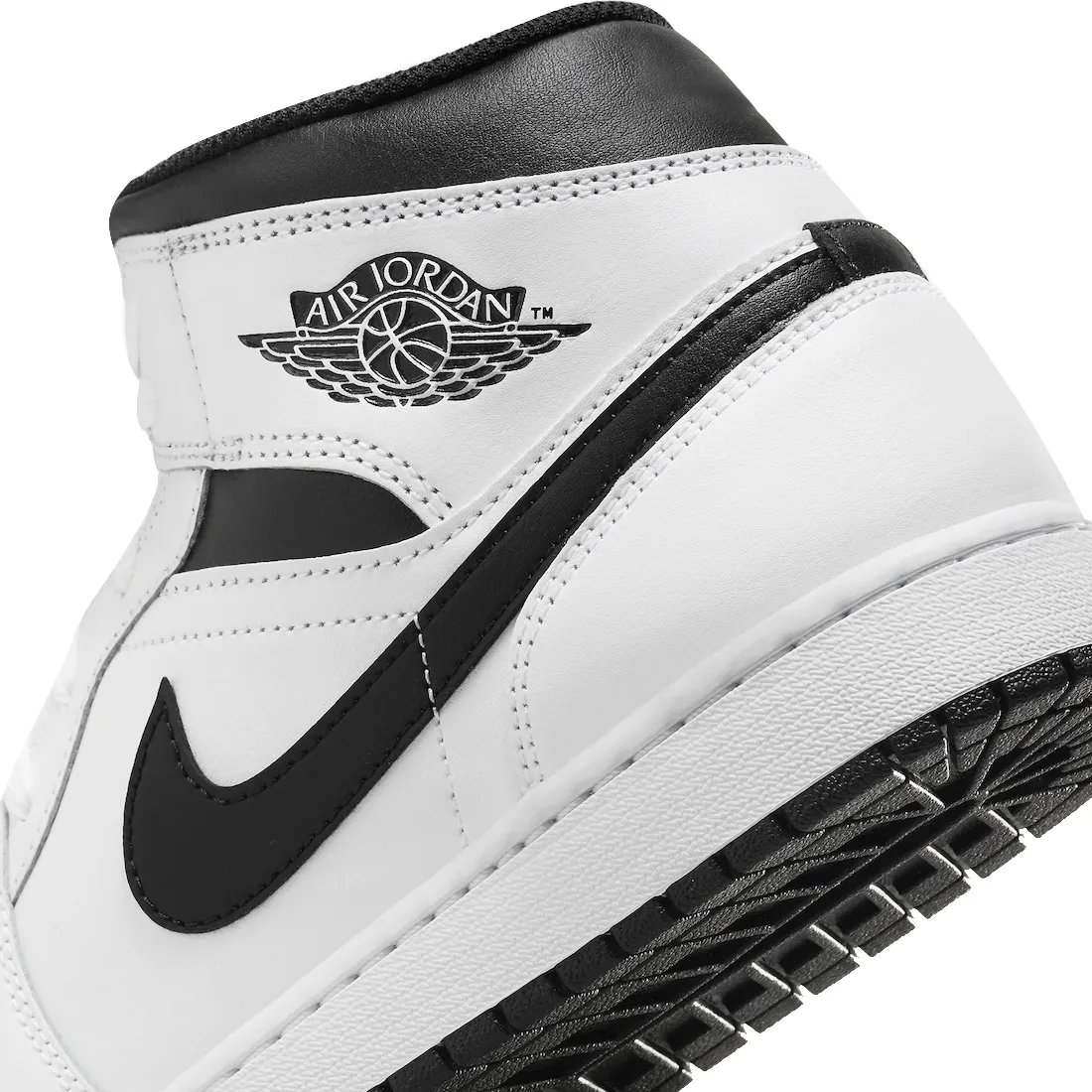 Air Jordan 1 Mid White Black 6