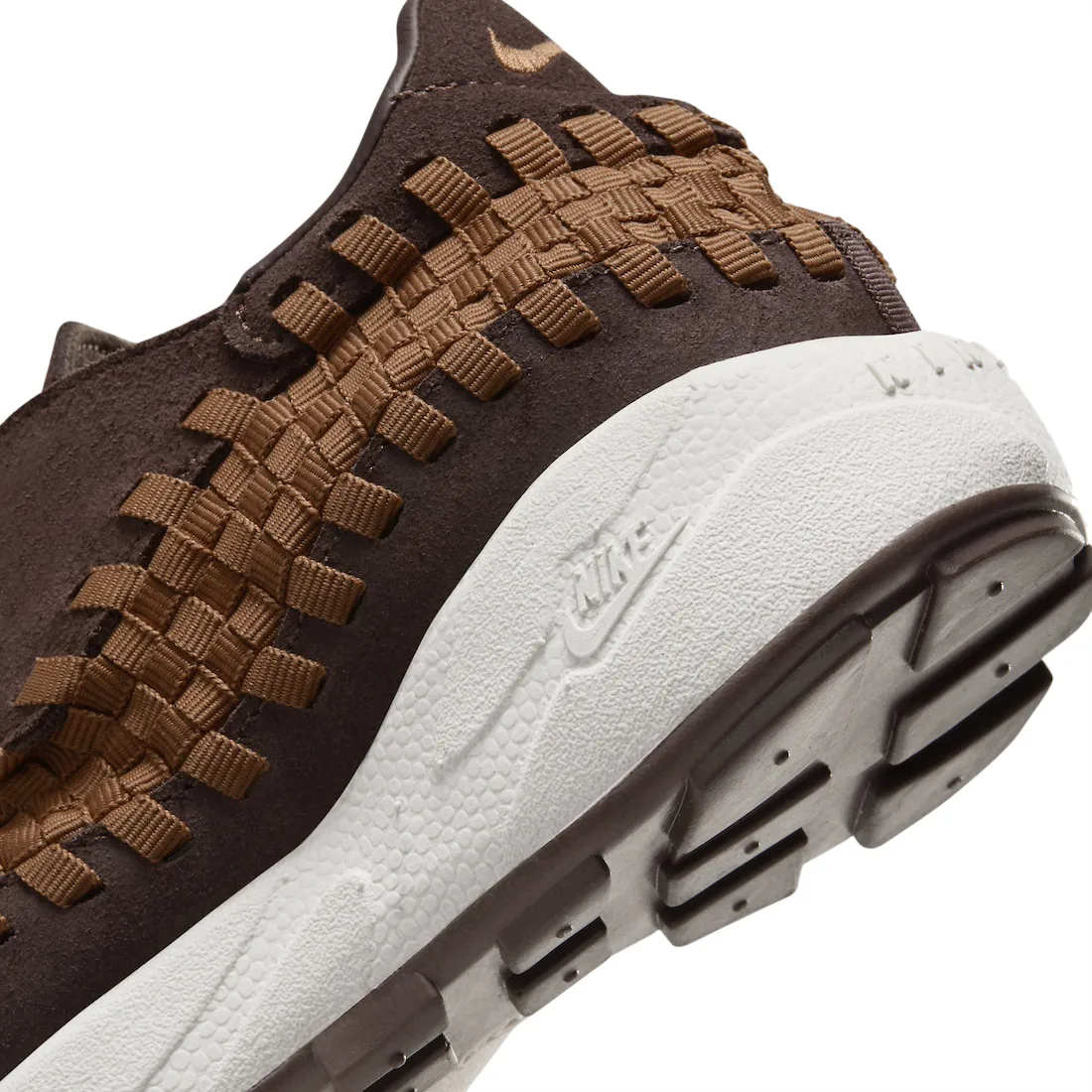 Nike Air Footscape Woven Earth 6