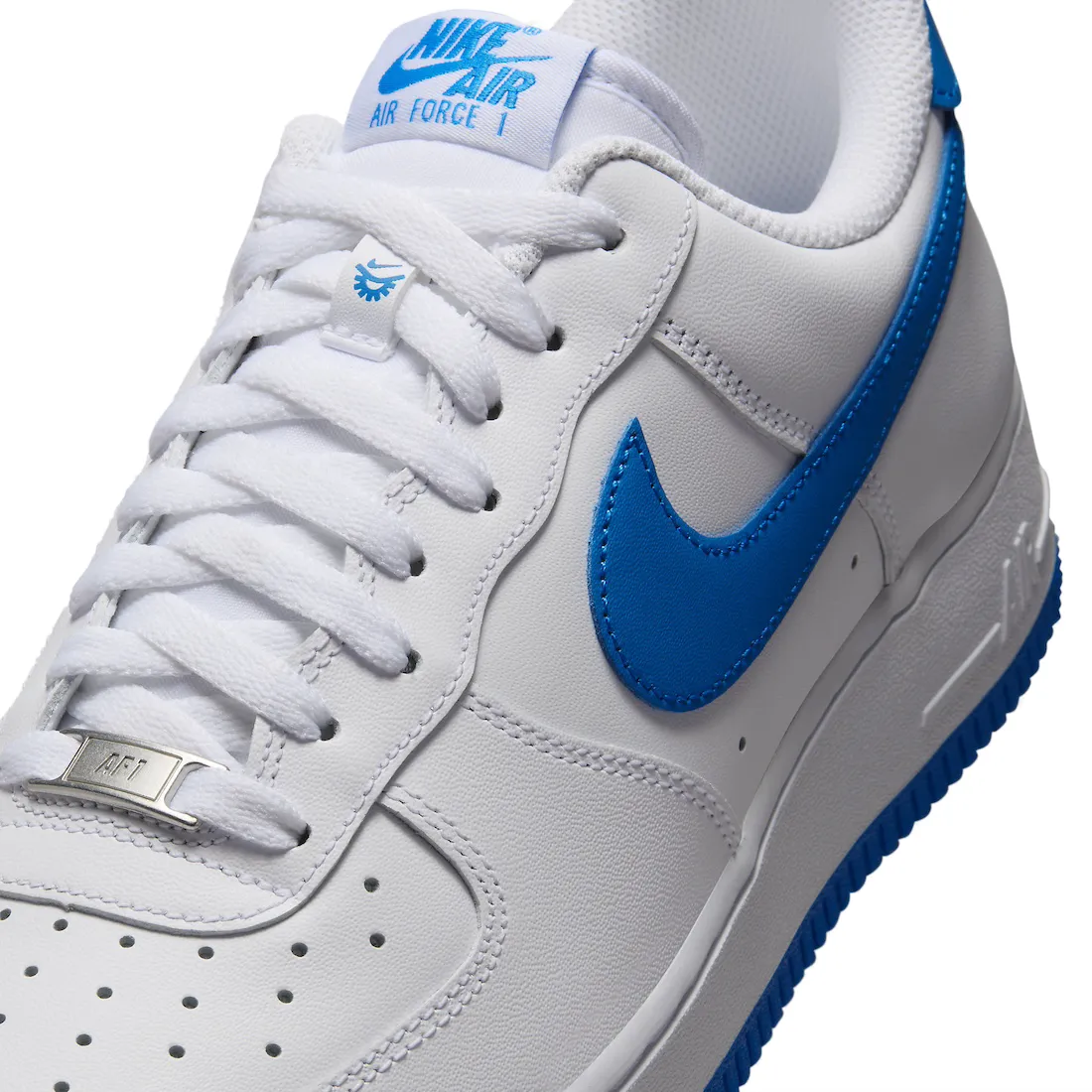 Nike Air Force 1 Low EasyOn White Hyper Royal 5