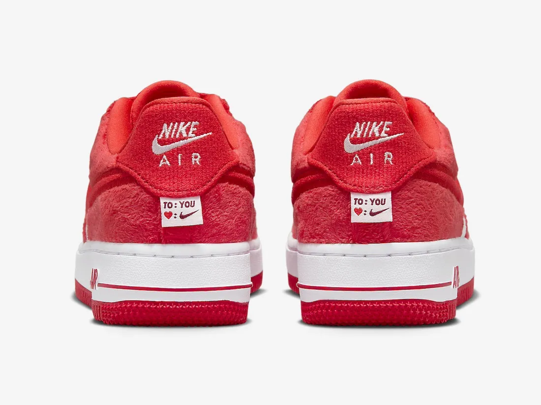 Nike Air Force 1 Low GS Valentine’s Day 2024 3