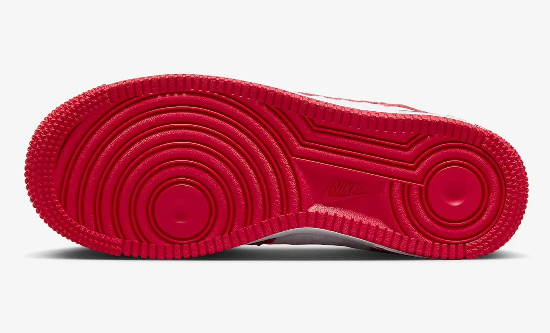 Nike Air Force 1 Low GS Valentine’s Day 2024 4