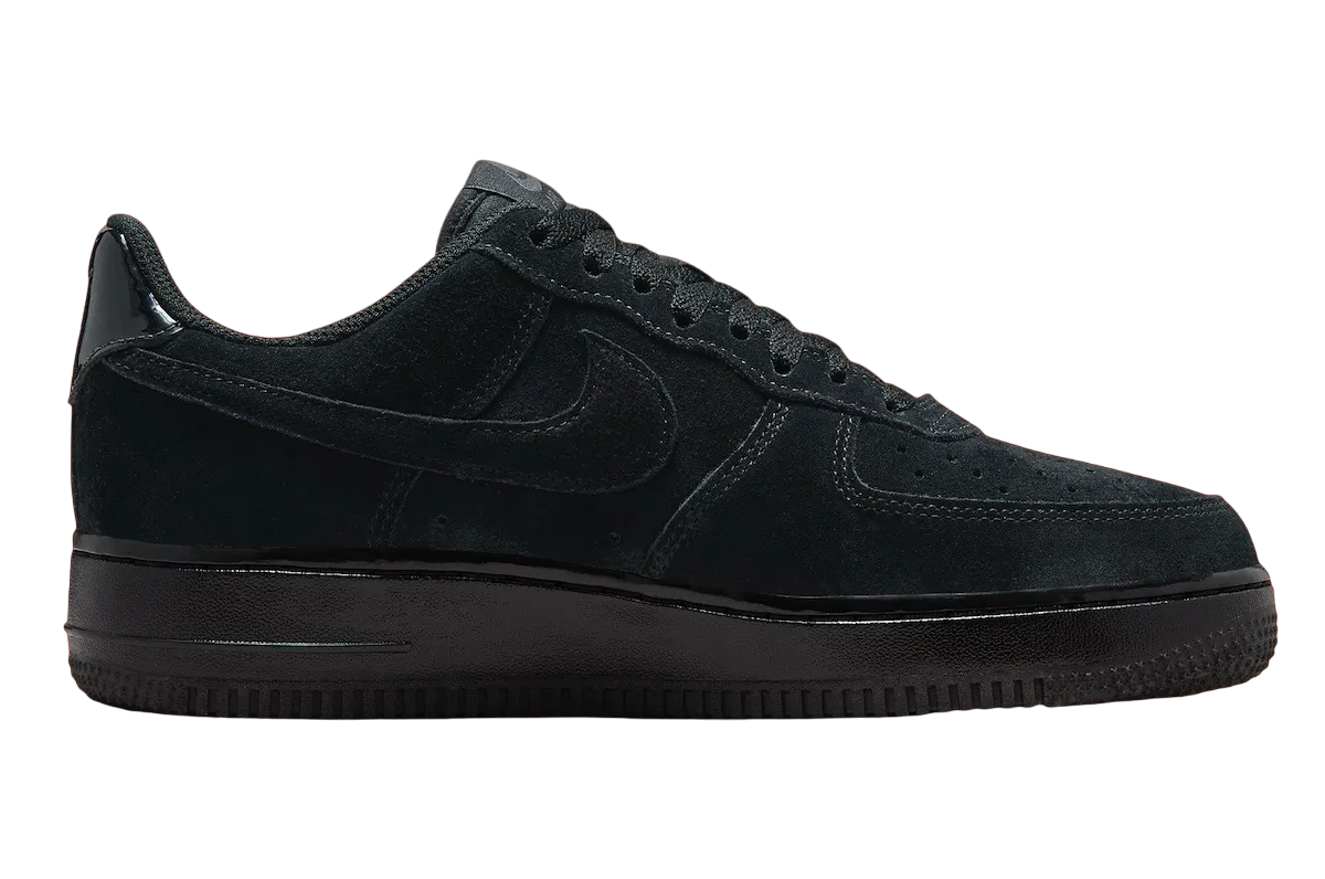 Nike Air Force 1 Low WMNS Black Suede 1