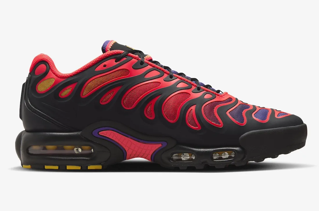 Nike Air Max Plus Drift All Day 1