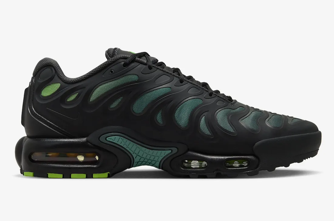 Nike Air Max Plus Drift Black Vintage Green 1