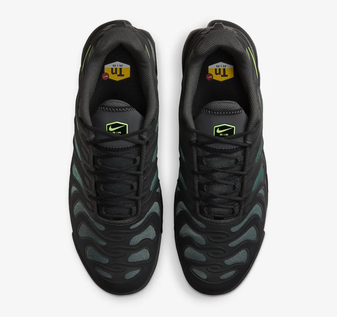 Nike Air Max Plus Drift Black Vintage Green 2