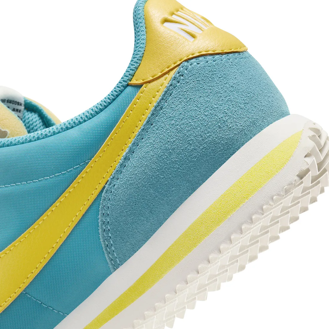 Nike Cortez Nylon Bleached Aqua 6