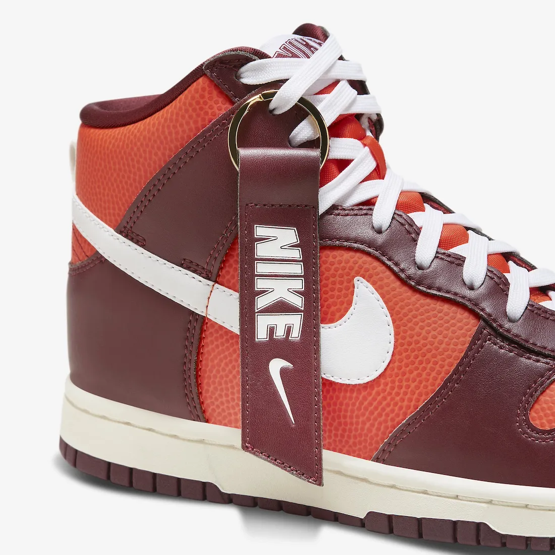 Nike Dunk High WMNS Be True To Her School 7