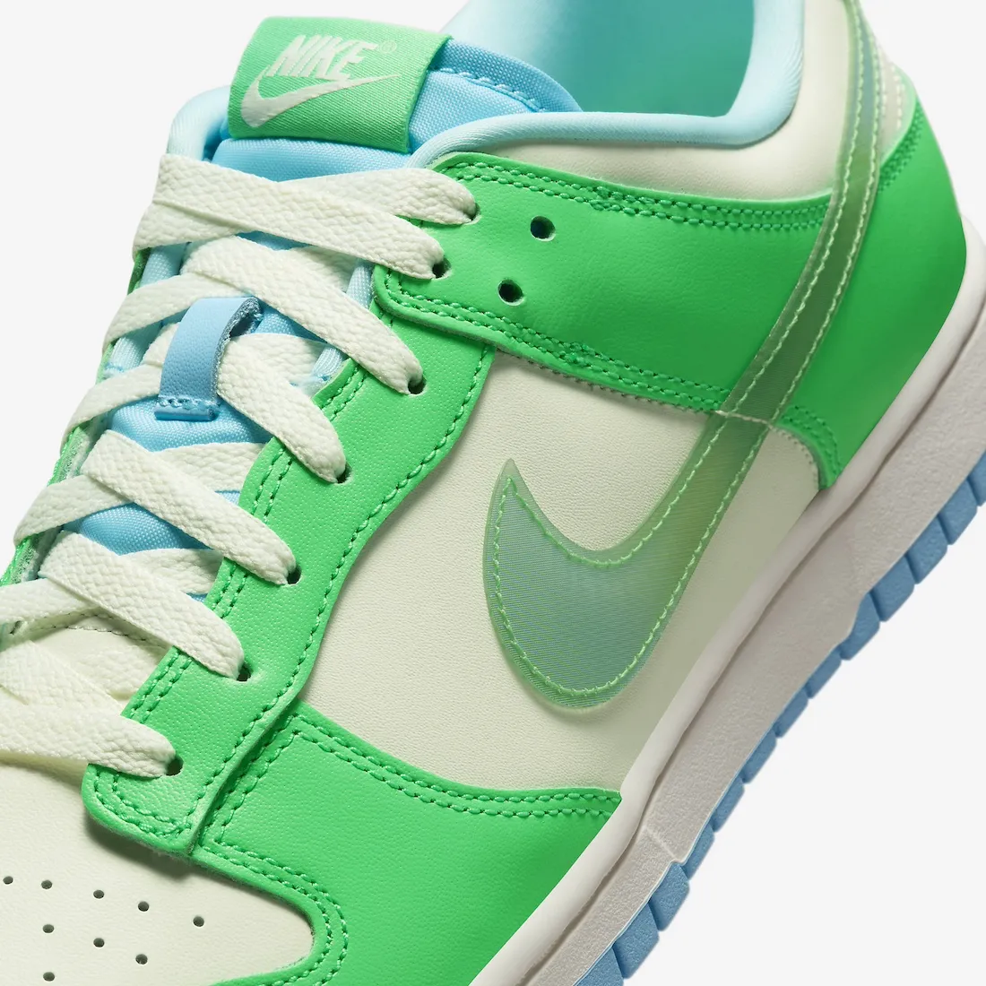 Nike Dunk Low Green Shock 5