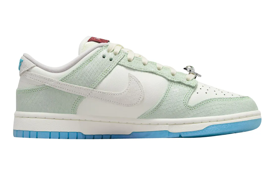 Nike Dunk Low LX WMNS Just Do It Dusty Cactus 1