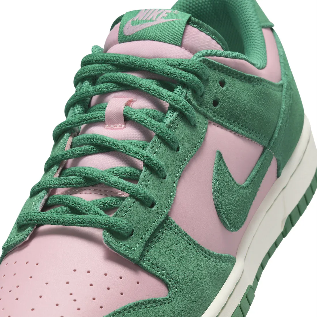 Nike Dunk Low Medium Soft Pink Malachite 5