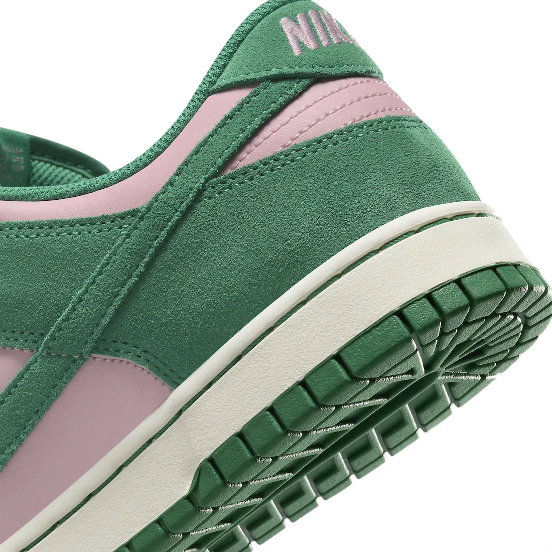 Nike Dunk Low Medium Soft Pink Malachite 6