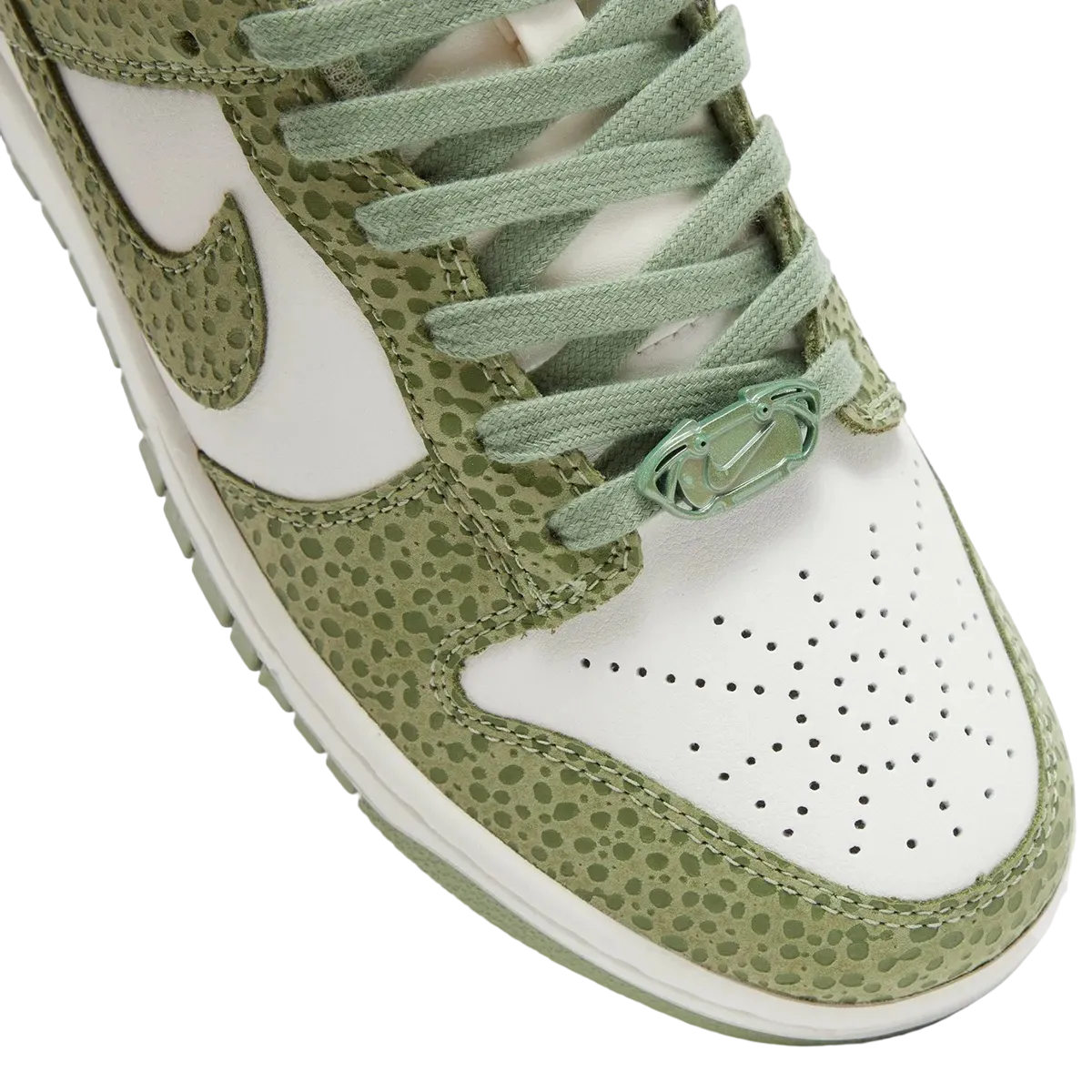 Nike Dunk Low Safari Oil Green 4