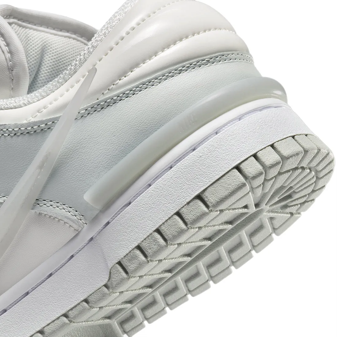 Nike Dunk Low Twist WMNS Light Silver 6