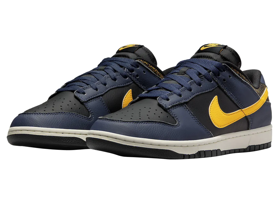 Nike Dunk Low Vintage Michigan 0