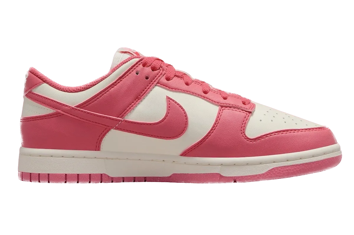 Nike Dunk Low WMNS Next Nature Aster Pink 1