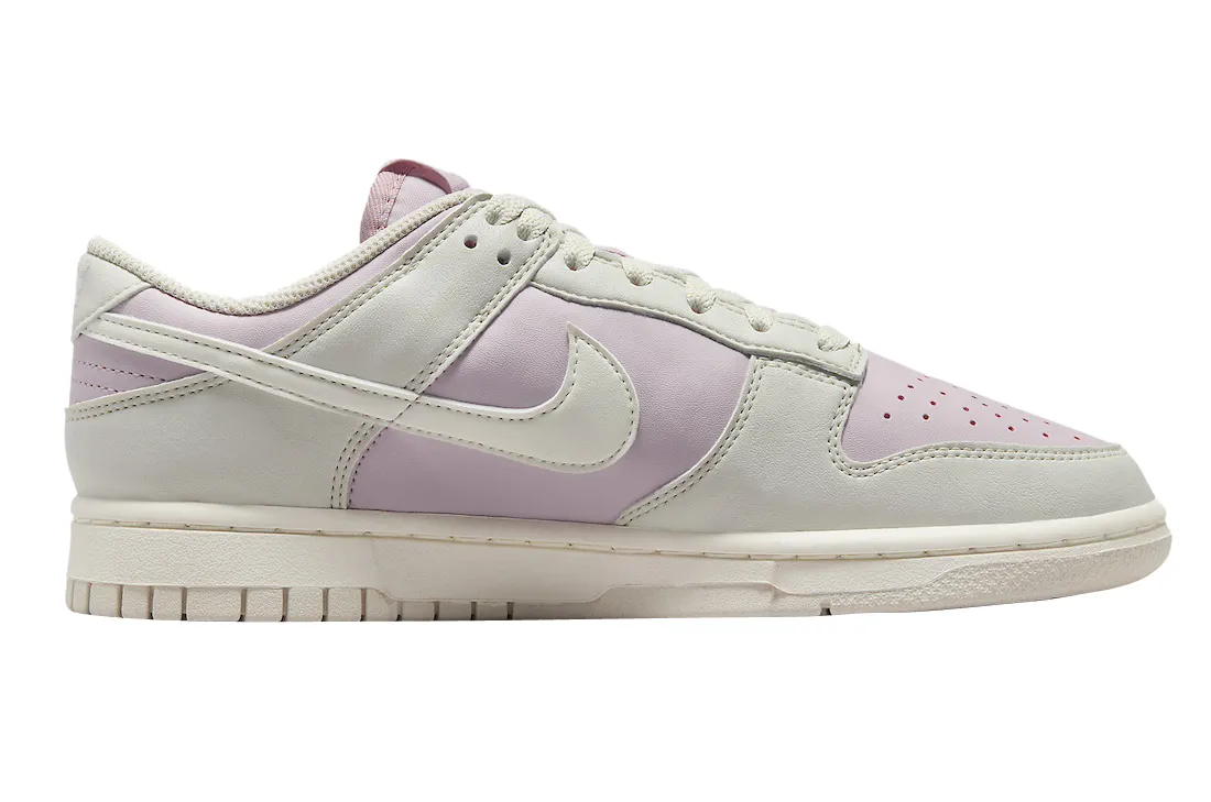 Nike Dunk Low WMNS Next Nature Platinum Violet 1