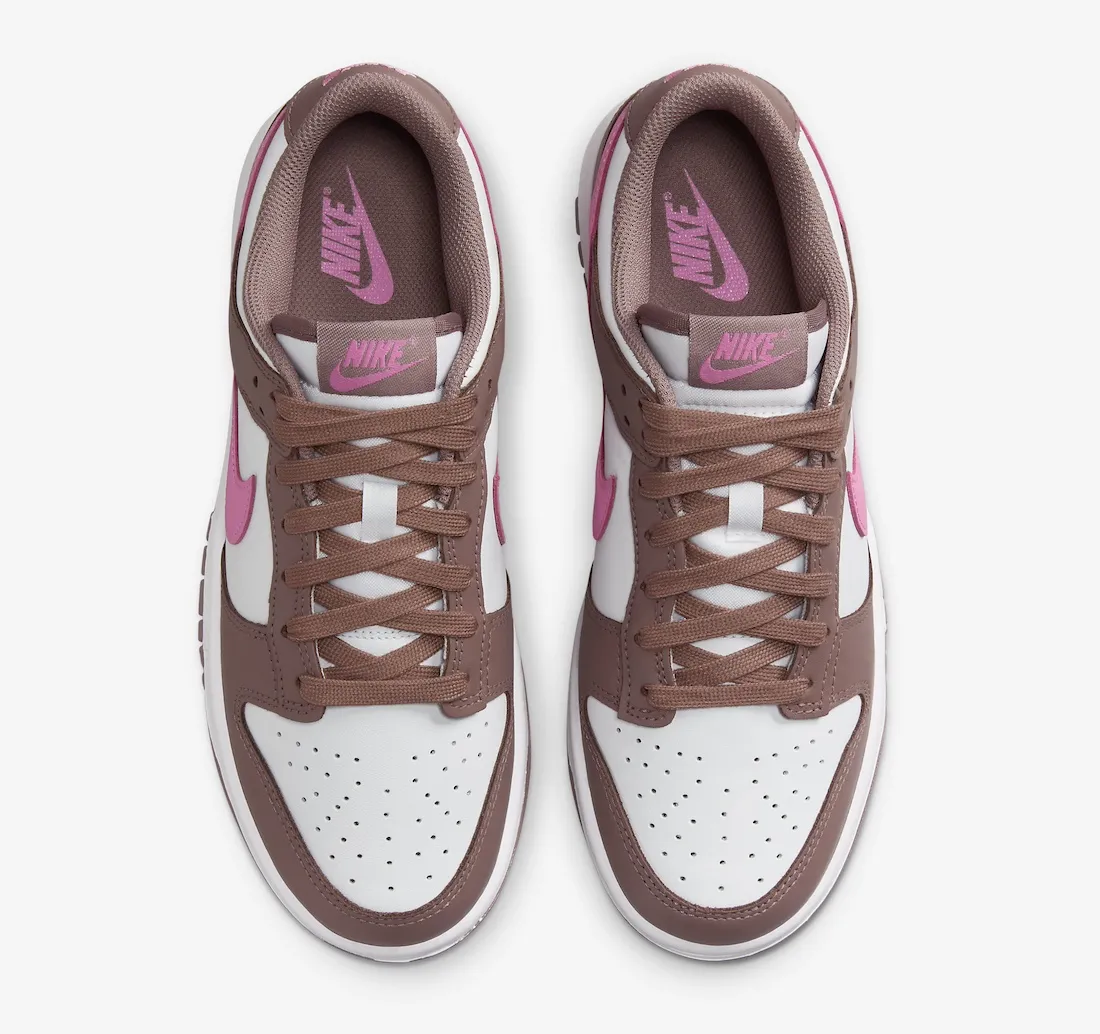 Nike Dunk Low WMNS Smokey Mauve 2