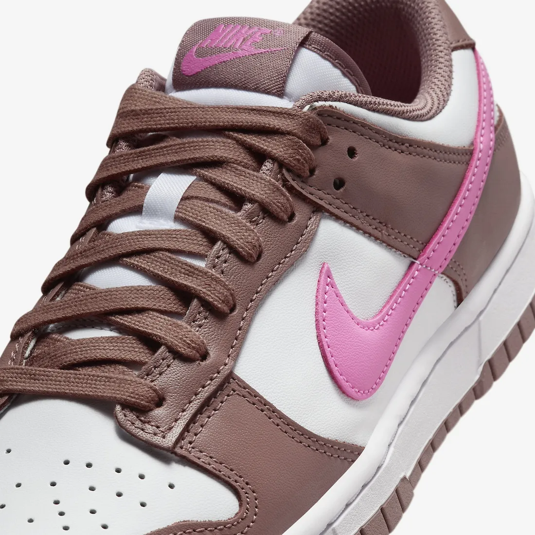 Nike Dunk Low WMNS Smokey Mauve 5