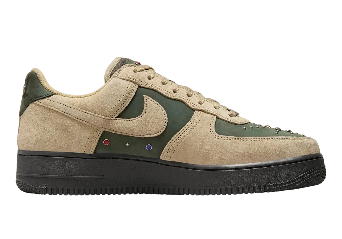 Nike WMNS Air Force 1 Low Dark Army Neutral Olive 1