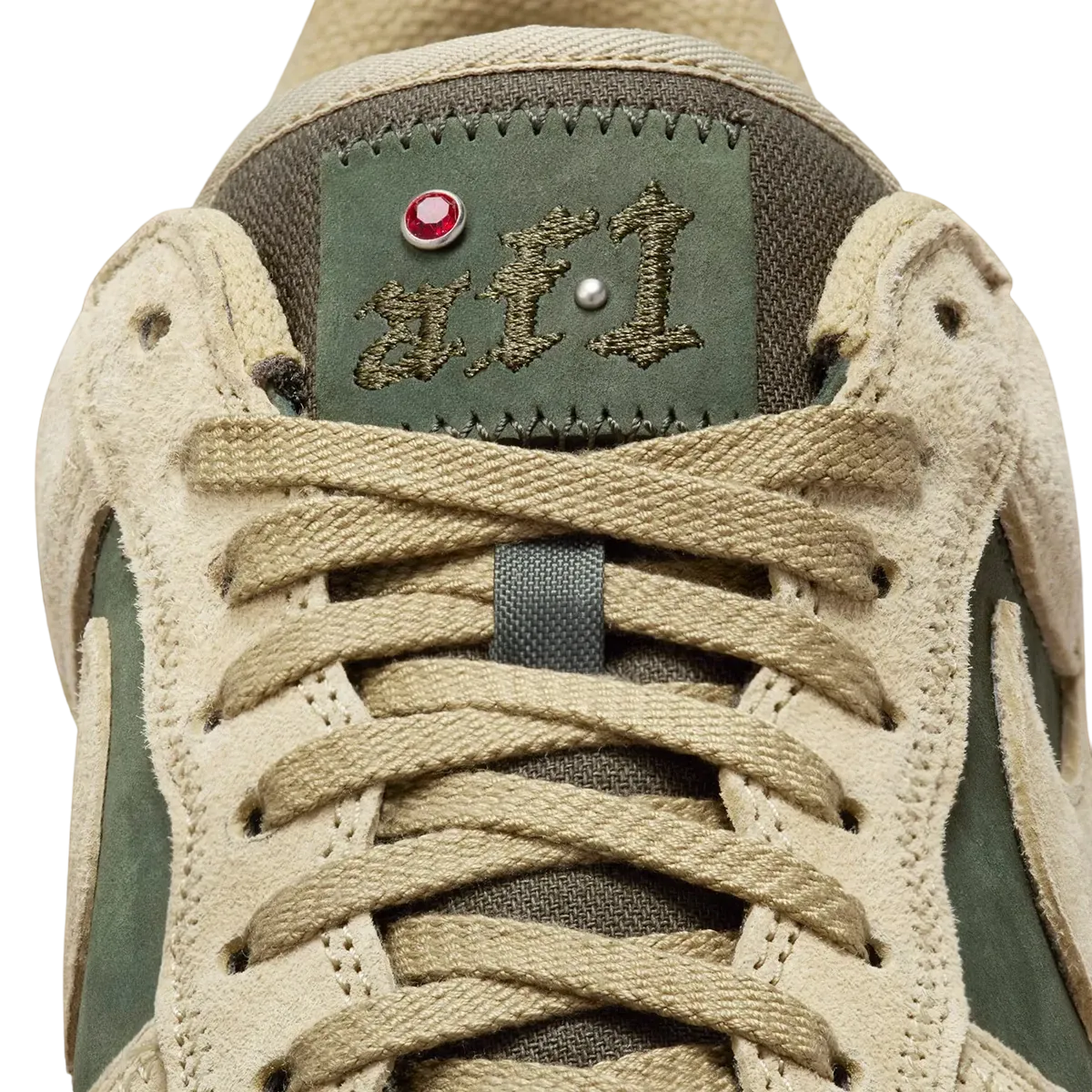 Nike WMNS Air Force 1 Low Dark Army Neutral Olive 7