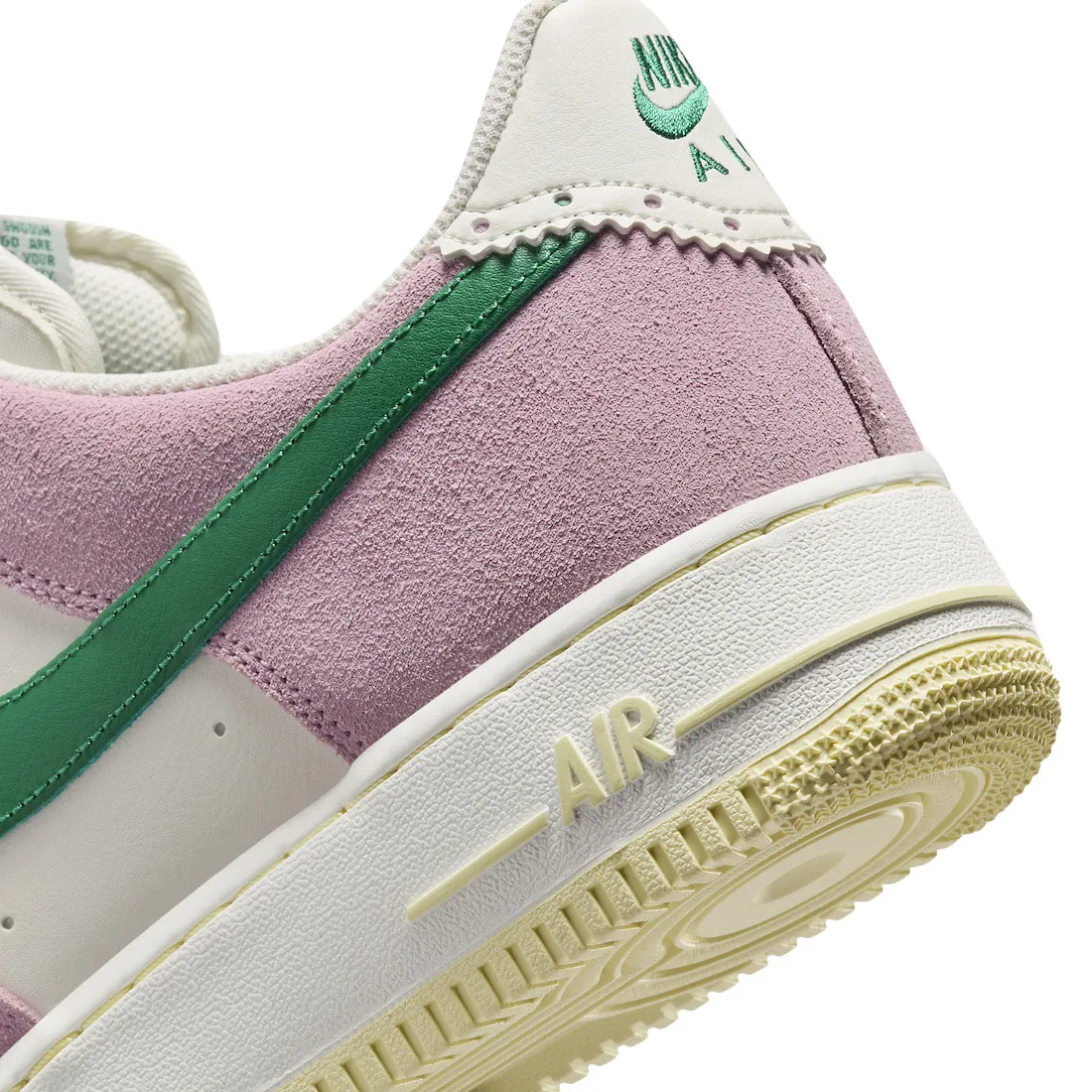 Nike WMNS Air Force 1 Low Soft Pink 6