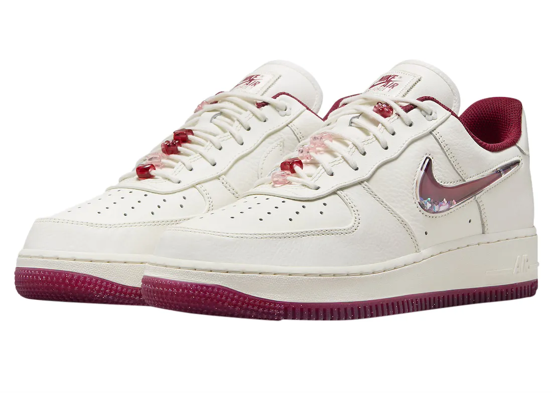 Nike WMNS Air Force 1 Low Valentine’s Day 0