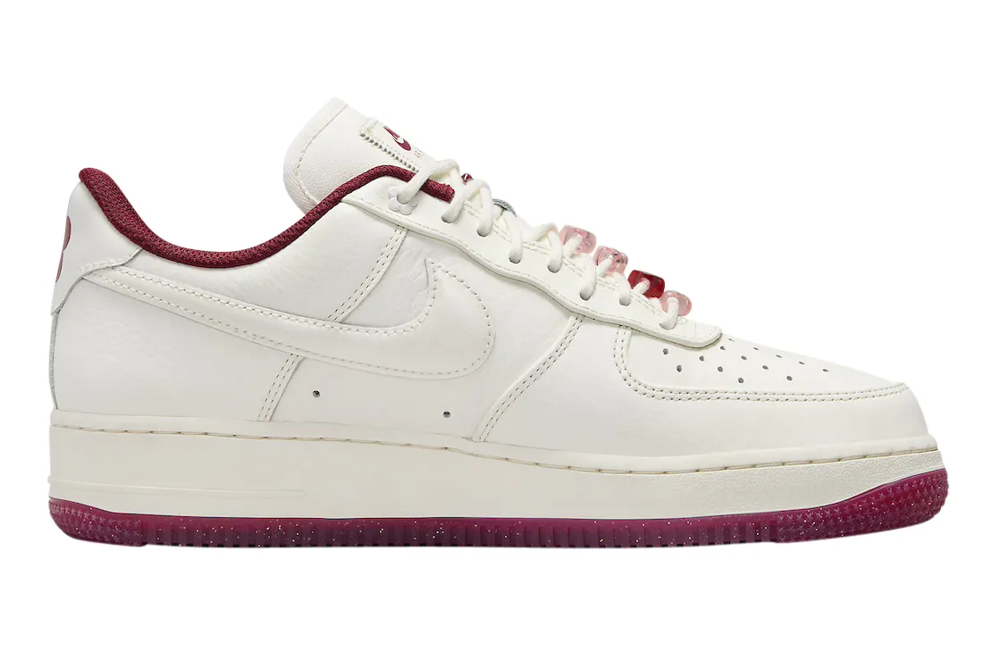 Nike WMNS Air Force 1 Low Valentine’s Day 1