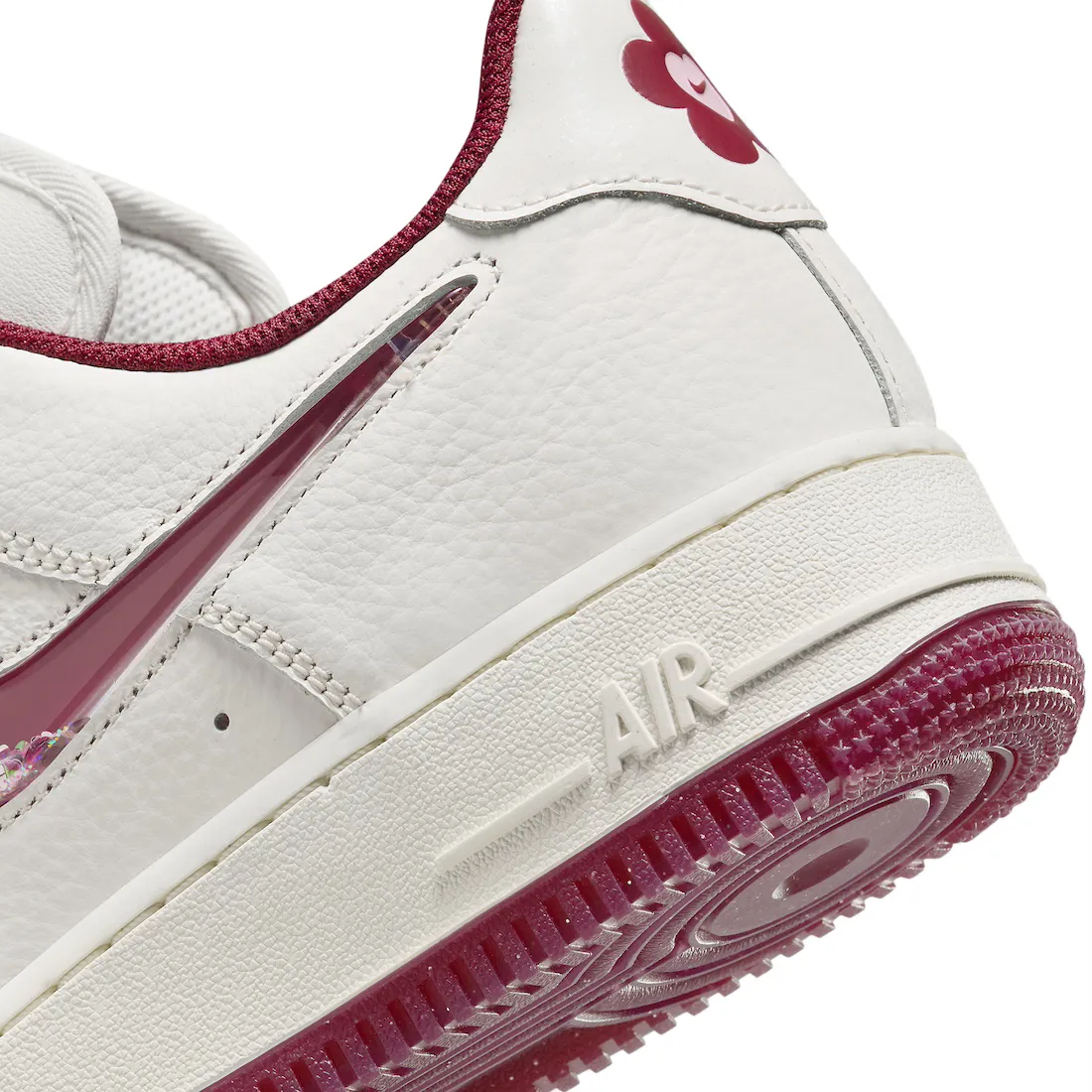 Nike WMNS Air Force 1 Low Valentine’s Day 6