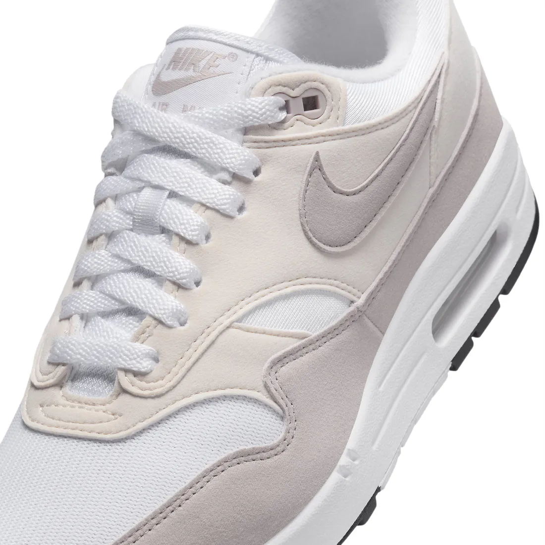 Nike WMNS Air Max 1 Platinum Violet 5