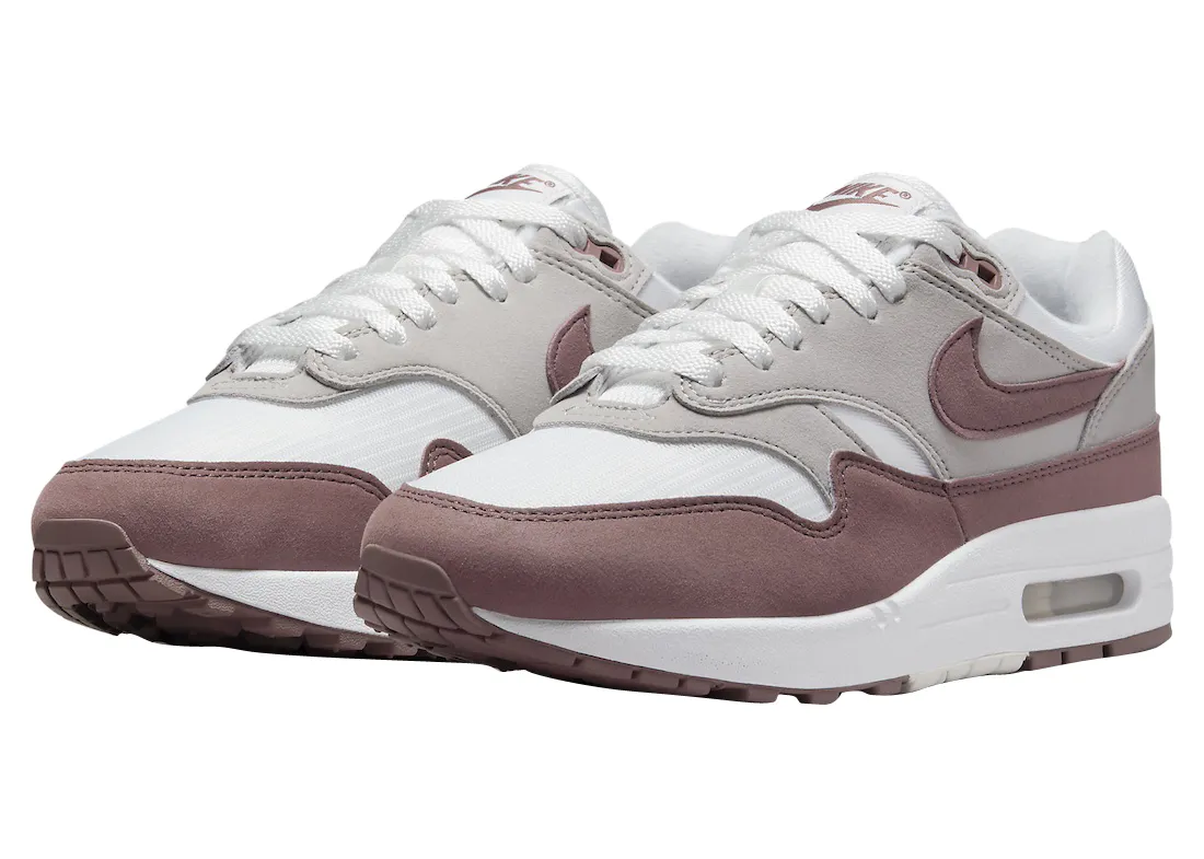 Nike WMNS Air Max 1 Smokey Mauve 0