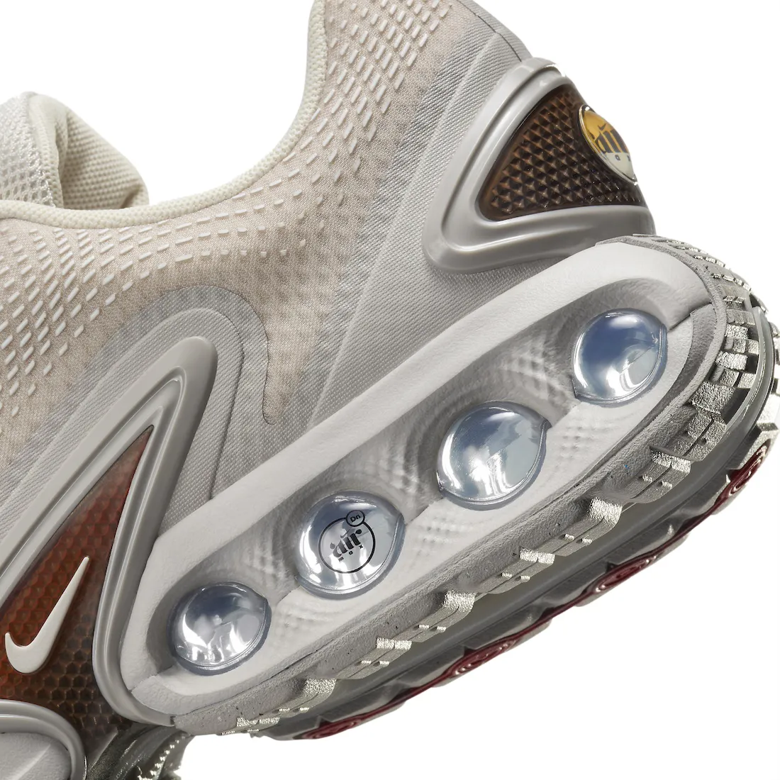 Nike WMNS Air Max Dn Light Orewood Brown 6