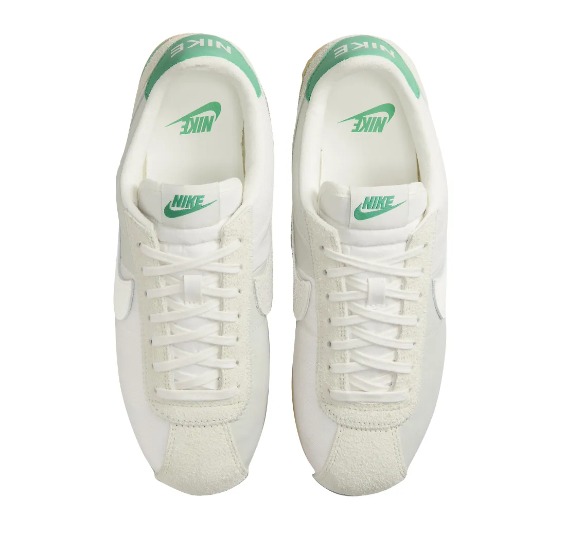 Nike WMNS Cortez Sail Stadium Green 2