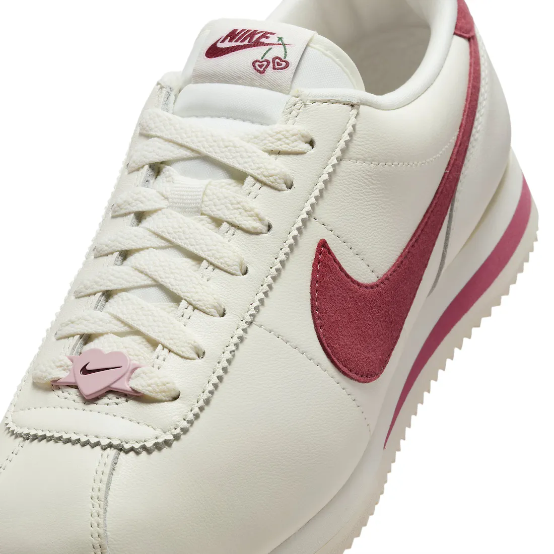 Nike WMNS Cortez Valentine’s Day 5