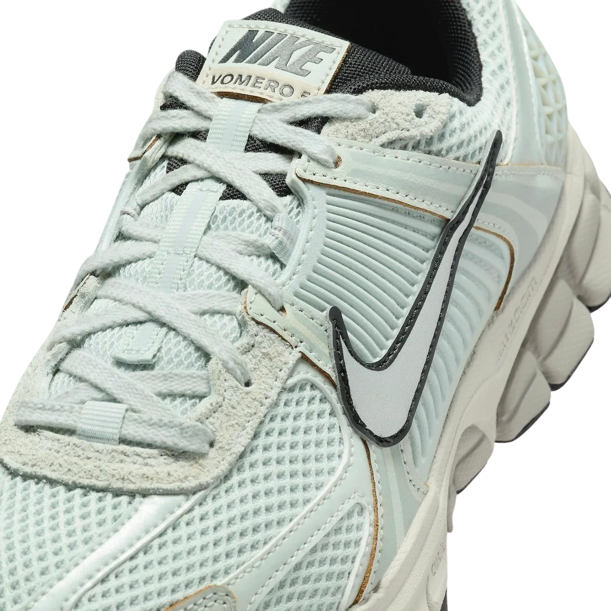 Nike WMNS Zoom Vomero 5 Light Silver 5