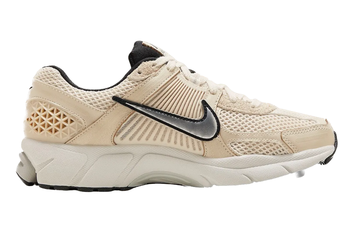 Nike WMNS Zoom Vomero 5 Pearl White 1