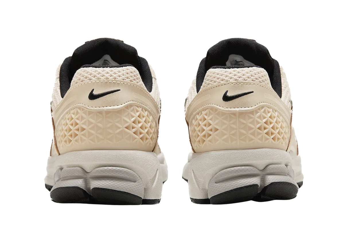 Nike WMNS Zoom Vomero 5 Pearl White 3