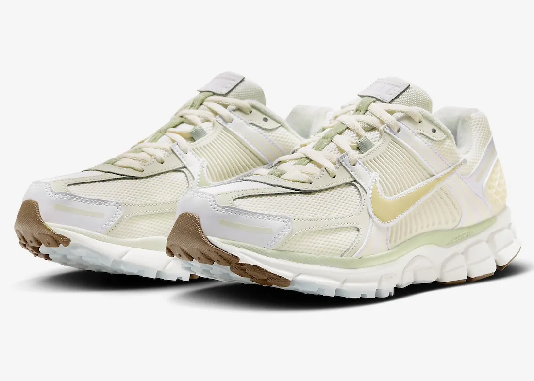 Nike WMNS Zoom Vomero 5 Sail Gold 0