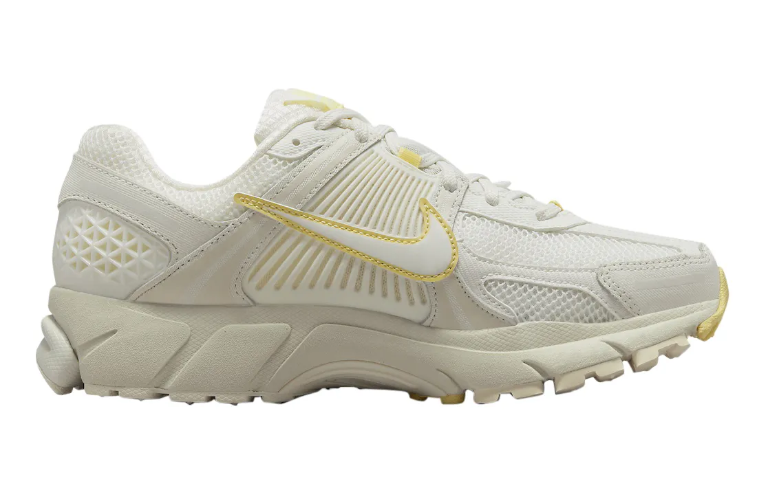 Nike WMNS Zoom Vomero 5 Sail Soft Yellow 1