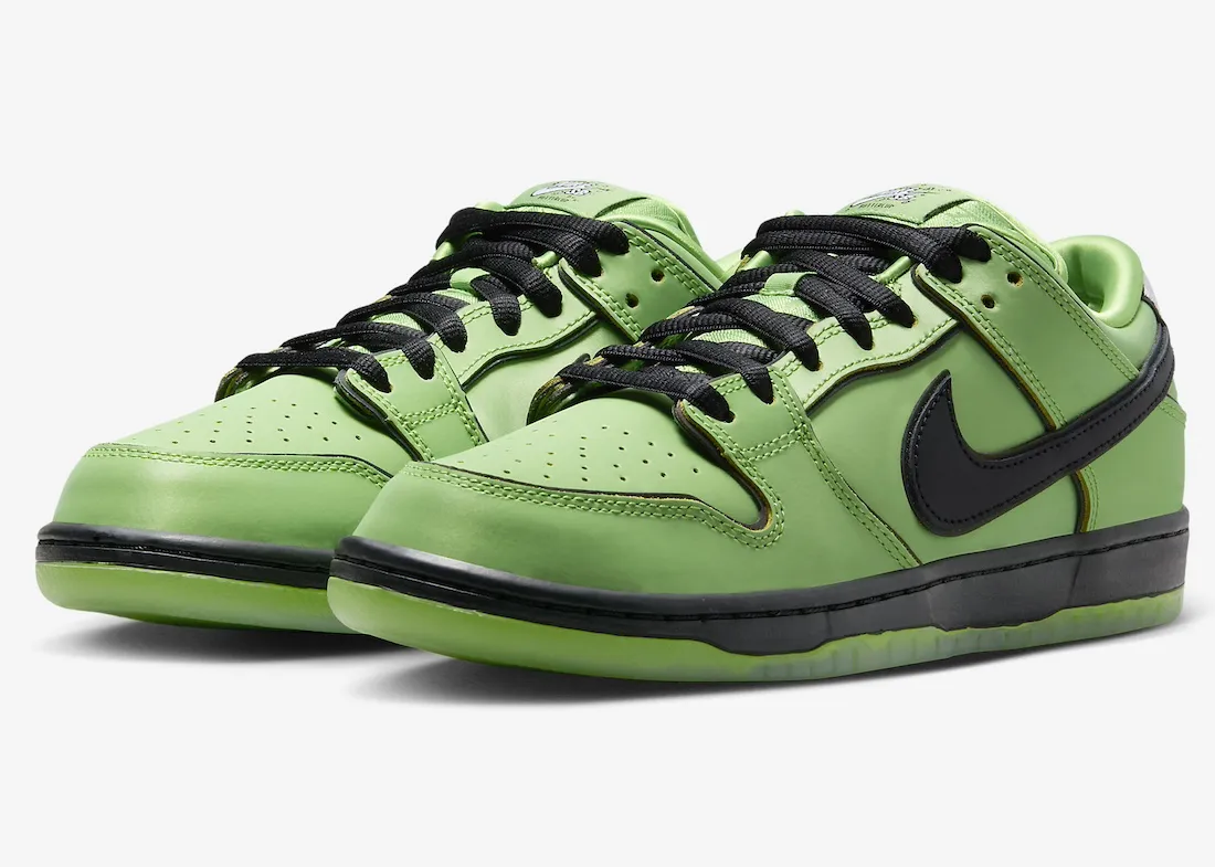 The Powerpuff Girls x Nike SB Dunk Low Buttercup 0