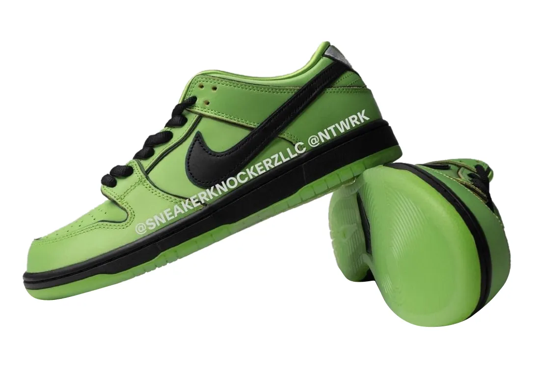 The Powerpuff Girls x Nike SB Dunk Low Buttercup 1