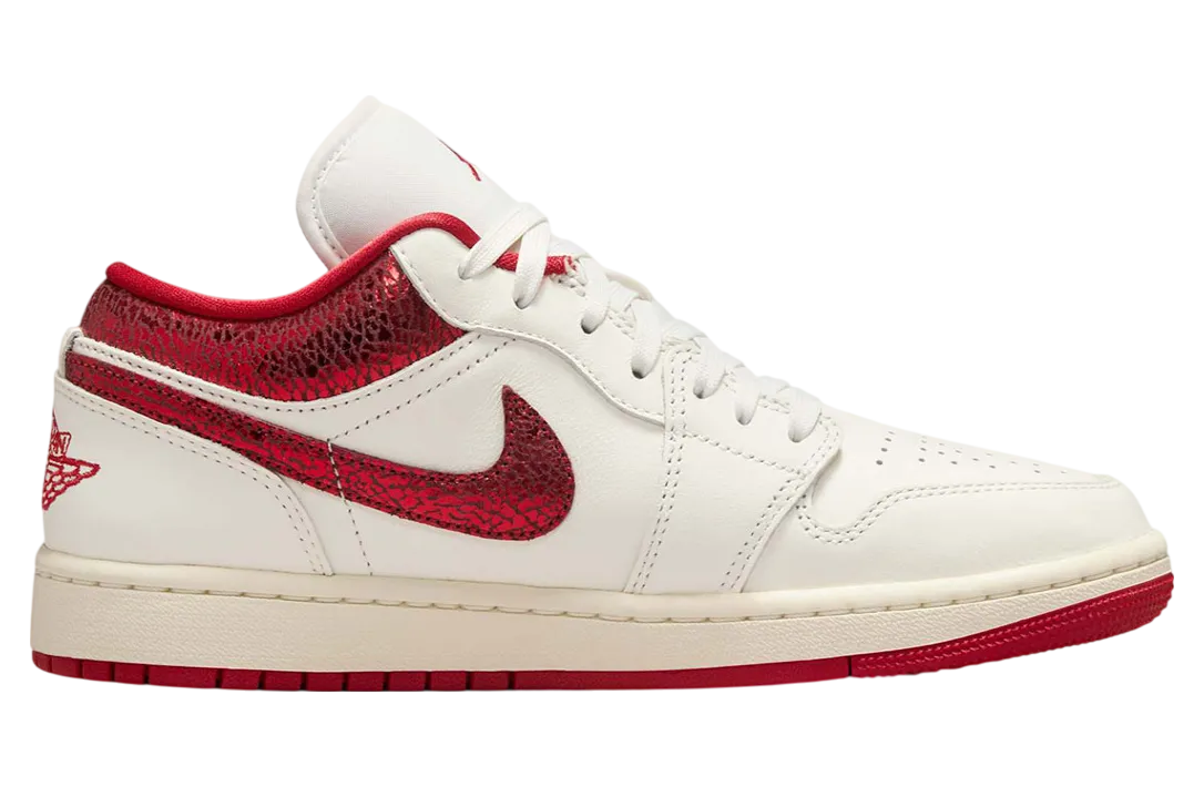 air jordan 1 low se wmns sail varsity red 0