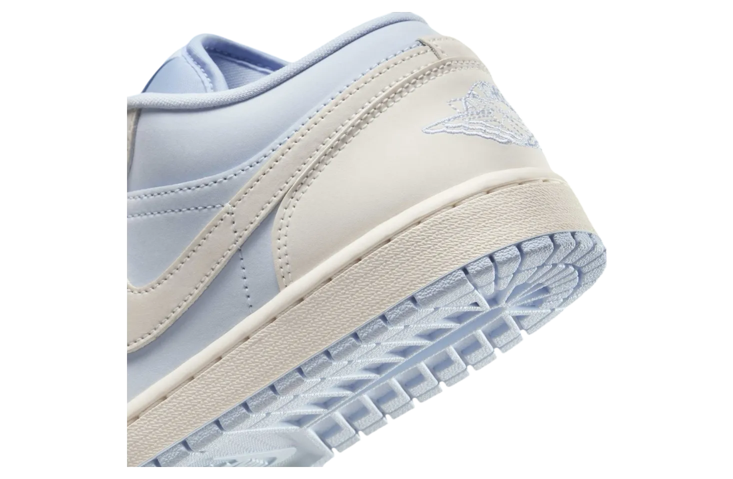 air jordan 1 low wmns hydrogen blue cream 6