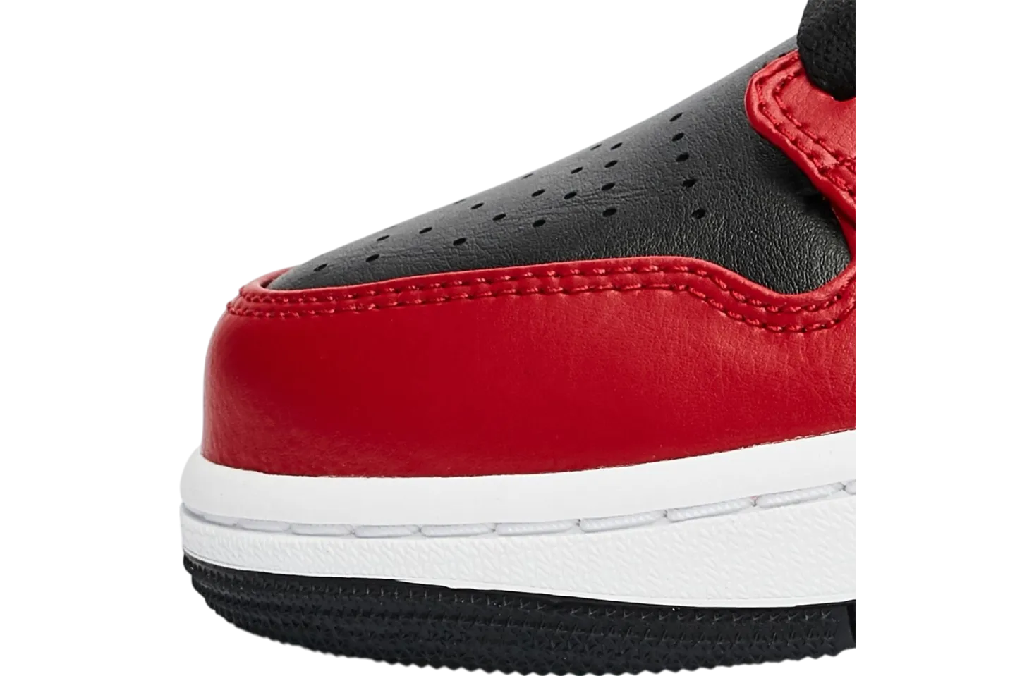 air jordan 1 mid chicago toe 6