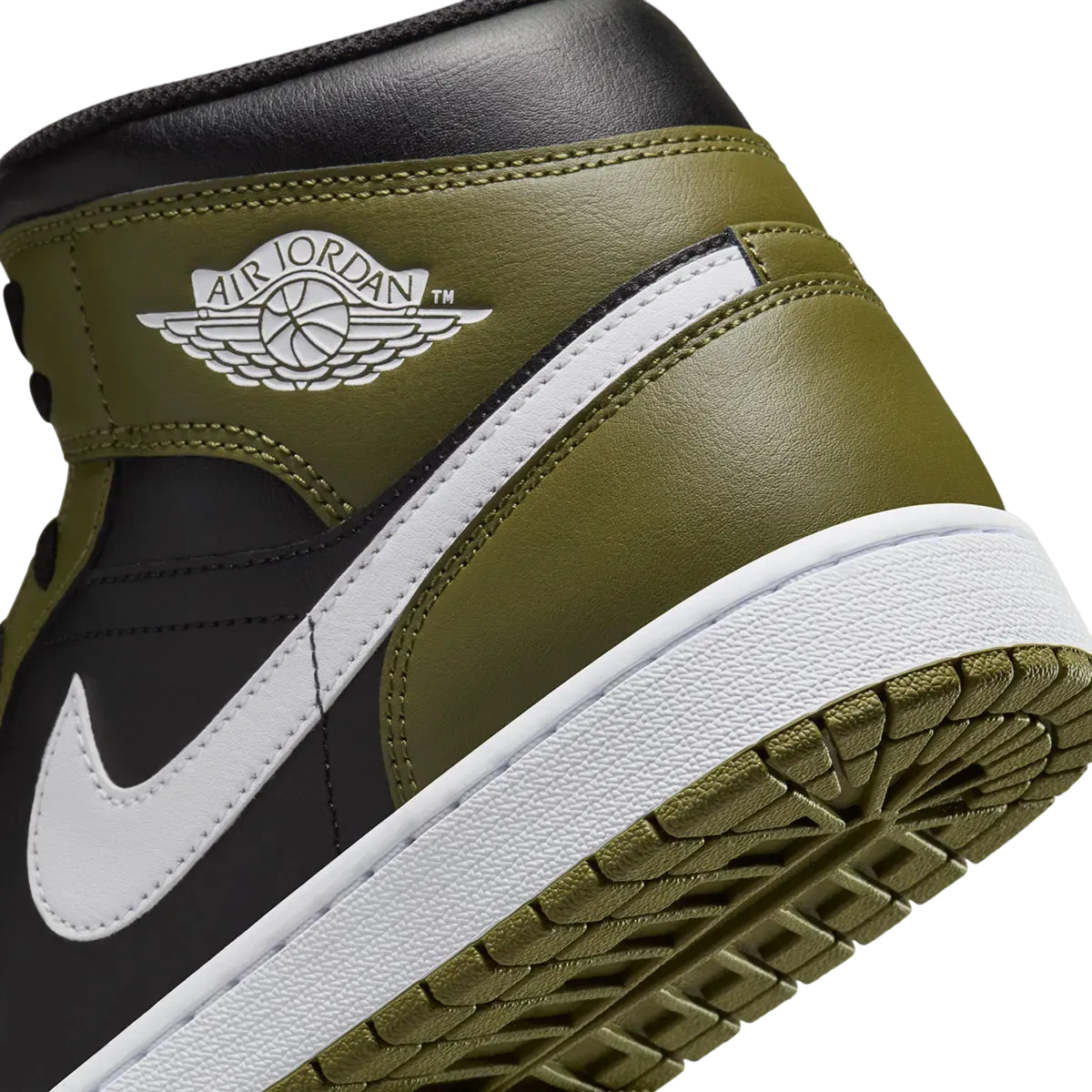 air jordan 1 mid sequoia black 2