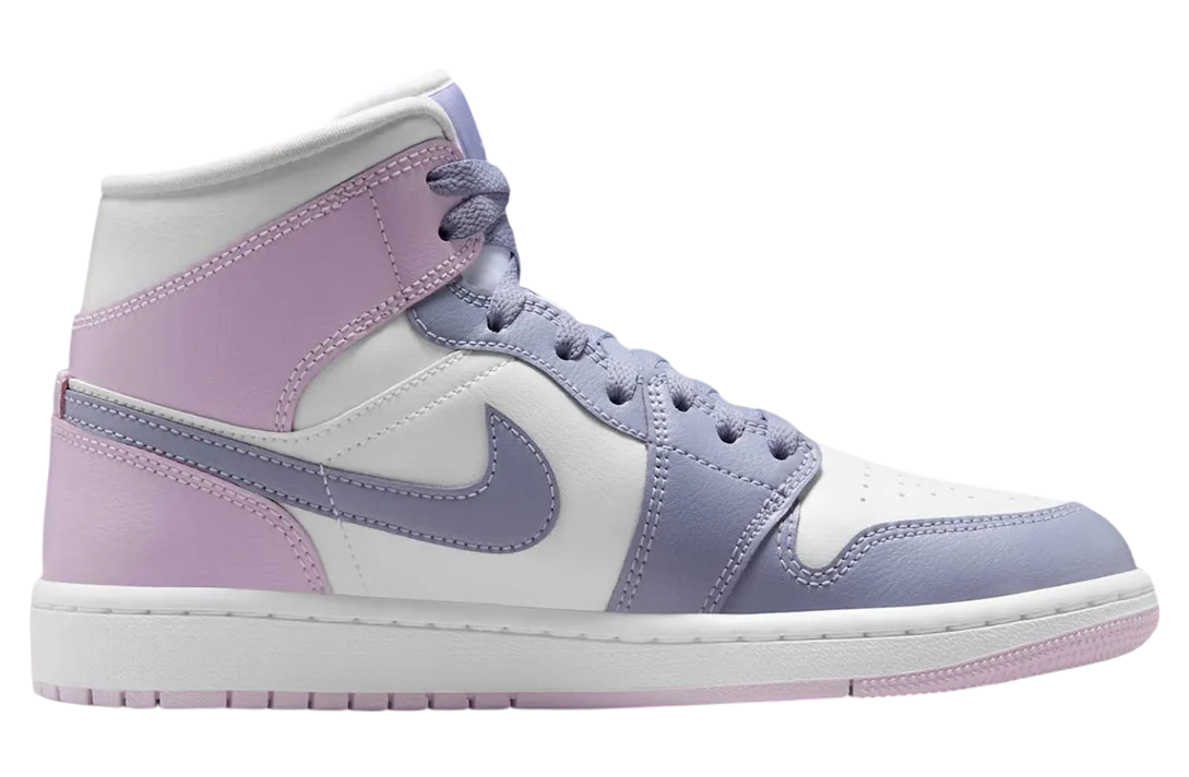 air jordan 1 mid wmns indigo haze doll white 1